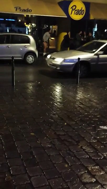 Brawl without pants in Brussels - News