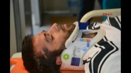 Kavşakta Kaza 2 Yaralı