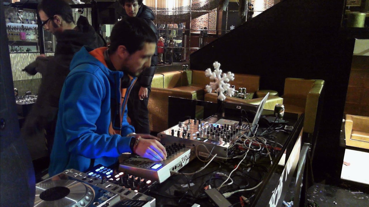Underboy Live