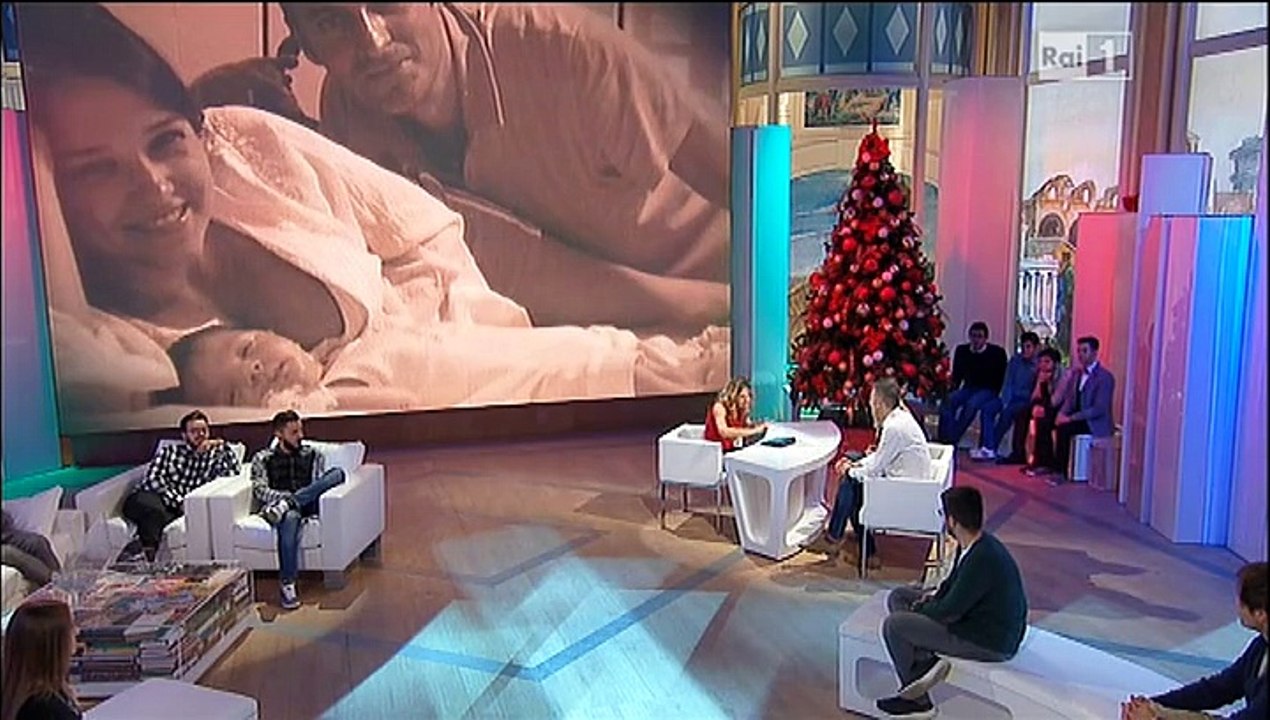 Roberta Ferrari intervista il figlio di Francesca Barra a 'Unomattina in famiglia'