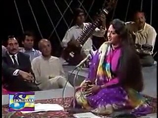 Chahat Mein Kiya Duniya Dari | Gull Bahar Bano