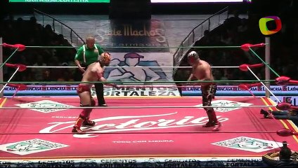 Dragón Rojo Jr. vs Pólvora in a lightning match