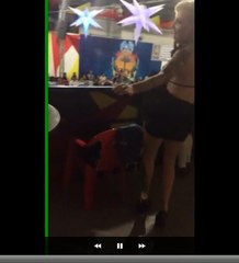 Clarinha sambando no Camarote da Nenê de Vila Matilde