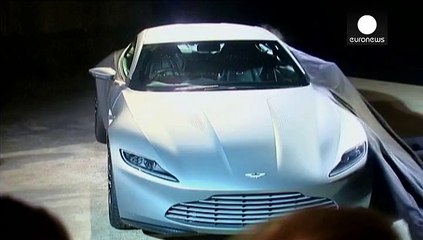 Cinema:  derubato James Bond