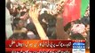 One PTI Worker Fainted While Clash Between PMLN And PTI Worker At Shadra Chowk
