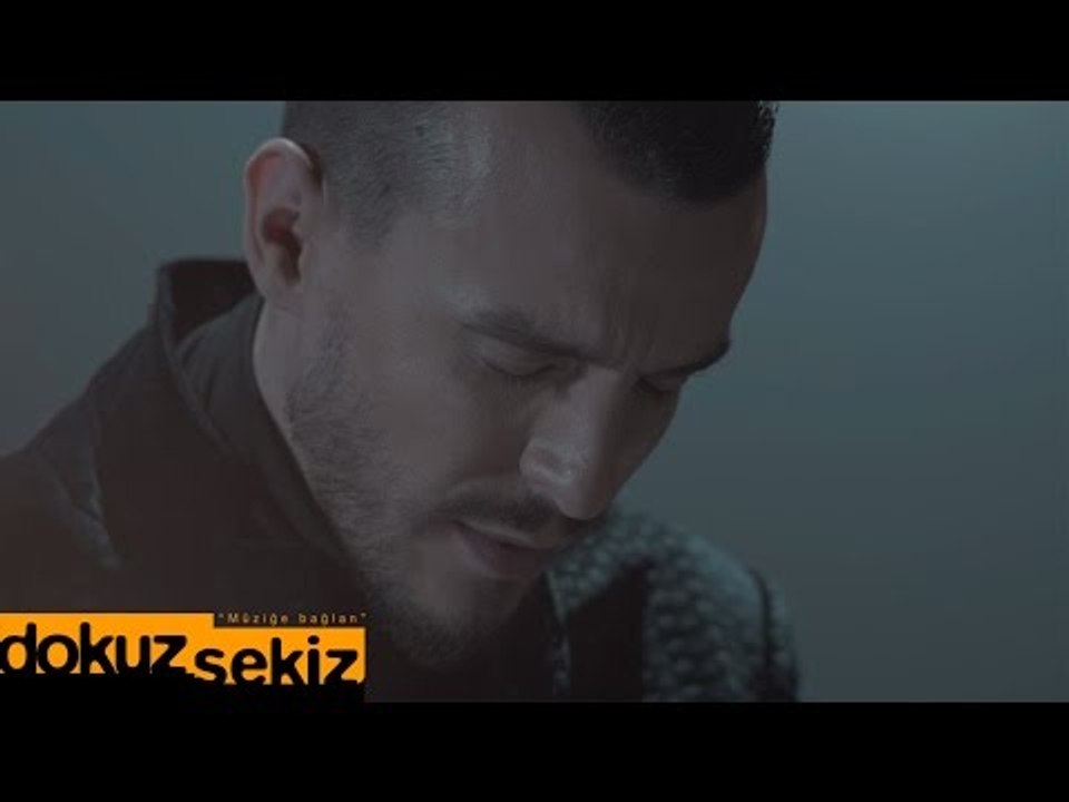 Cem Adrian - Sana Sarılınca (Official Video)