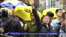 Hong Kong: la police évacue les derniers irréductibles