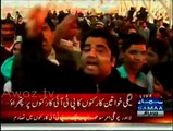 PMLN Supporter Funny Protest Against Imran Khan & PTI - Watch His Actions