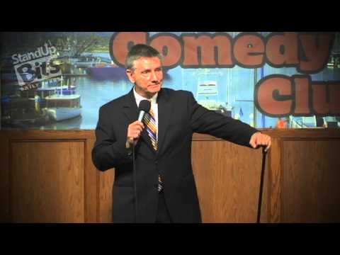 Los Angeles: Frazer Smith Jokes About Los Angeles Attractions! - Stand Up Comedy