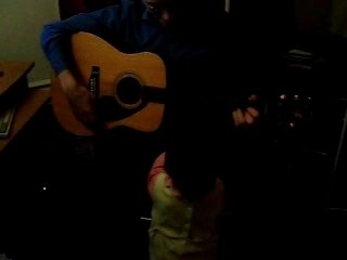 Valentine à la guitare