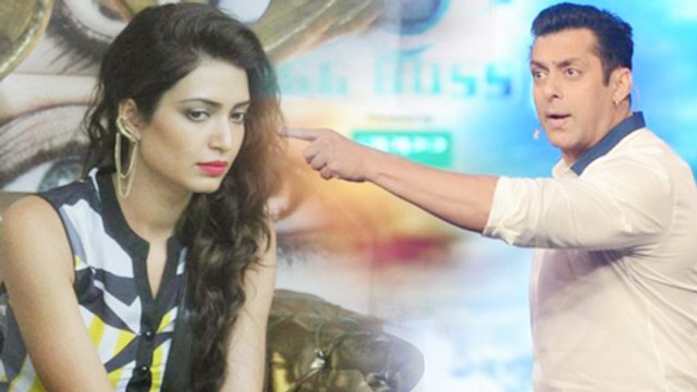 Bigg Boss 8 | Salman Khan Gets Angry, Walks Off The Stage | Salman Khan Karishma Tanna Fight