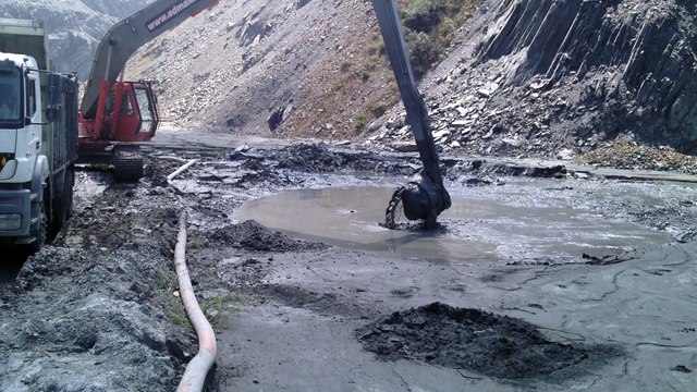 MİL HAVUZU TEMİZLİĞİ, MİL HAVUZU NASIL TEMİZLENİR, 20 METRE UZUN BOMLU, 25 METRE UZUN BOMLU, 22 METRE UZUN BOMLU, 21 METRE UZUN BOMLU, LONG REACH EXCAVATÖR