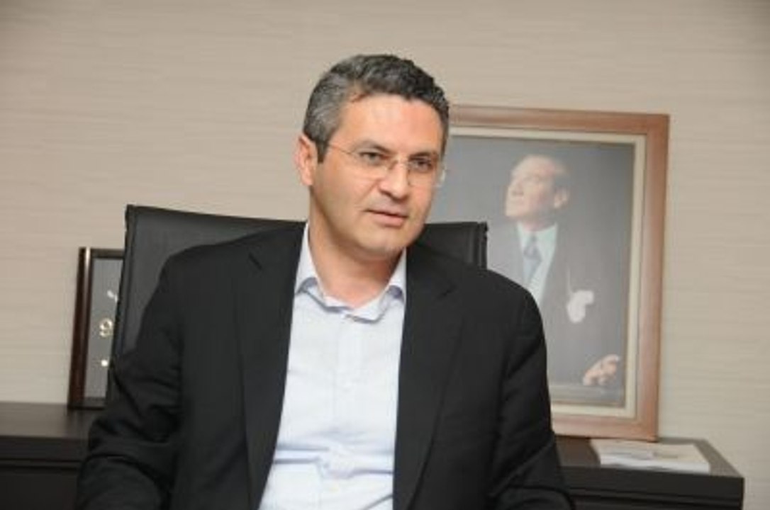 CHP İstanbul İl Başkanı Oğuz Kaan Salıcı İstifa Etti