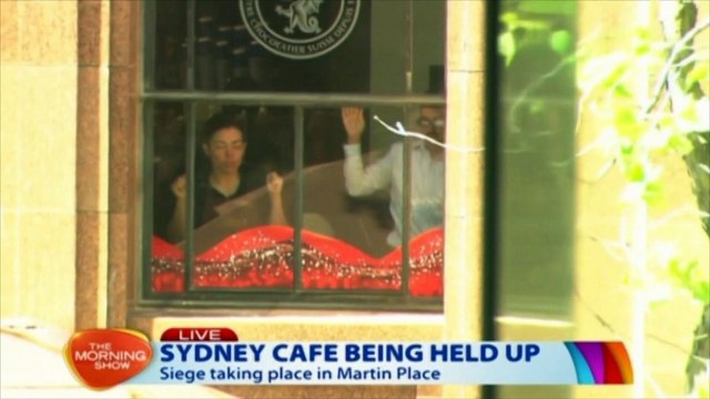 Prise d'otage à Sydney : deux otages s'échappent