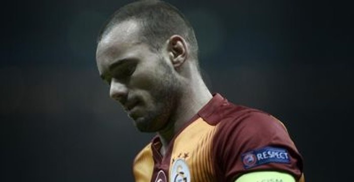 Manchester United ve Southampton, Sneijder'in Peşine Düştü