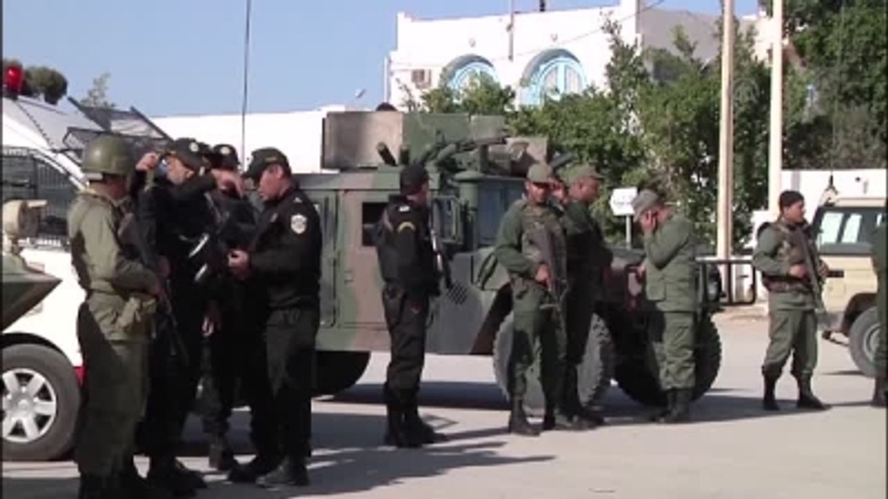 Tunus Ra's Cedir Sınır Kapısı