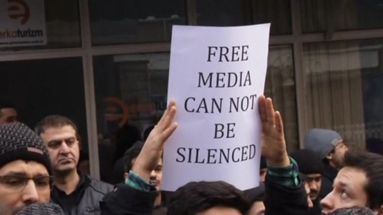 Raids stun Turkish media