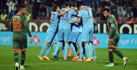 Trabzonspor, Çaykur Rizespor'u 3-2 Yendi