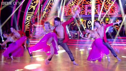 Bolly Flex Dancers & The Strictly Pros Bollywood Dance for Around the World Week - Strictly Come Dancing - 2014 - BBC One