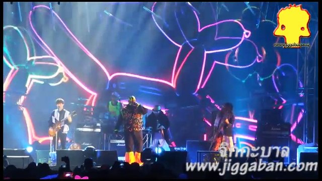 บอลลูน Paradox : Glow in The dark party concert