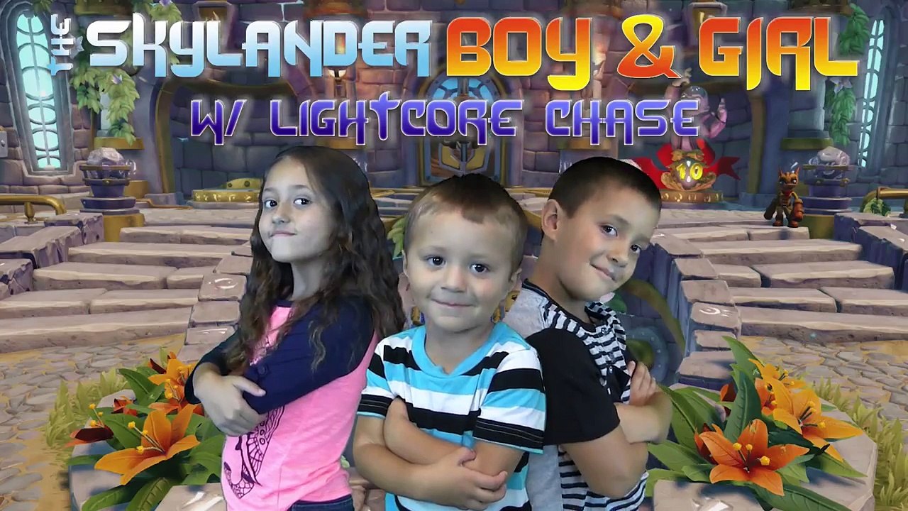 SANTA SCARE CAM SURPRISE! Skylanders Trap Team Wave 3: Tuff Luck, Trail Blazer, KaBoom + Unboxing