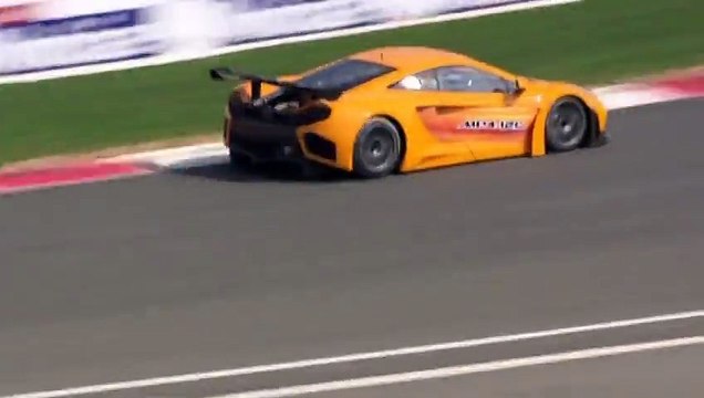 Super Car Central - McLaren MP4-12C GT3 Circuit