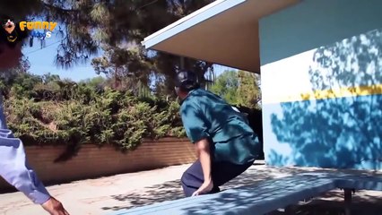 Funny Pranks Funny Videos Man Cut In Half Prank YouTube - 720p - HD