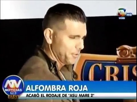 Nota a Christian Meier _Alfombra azul fin de rodaje 'Asu Mare 2'