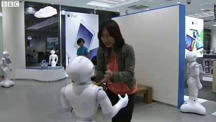 Hands-on with Pepper the 'friendly robot' in Japan
