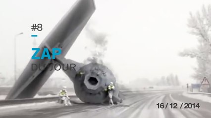 Zap du Jour #8 16/12/14 - Luke Tanaka s'offre un bain de poudreuse au Japon, Bilbo le Hobbit a un nouveau job, refaire sa cave en 1 minute