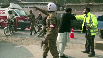 Mehr als 130 Tote bei Taliban-Angriff auf Schule