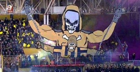 Bayburt Taraftarından Fenerbahçelileri Kızdıran Kareografi