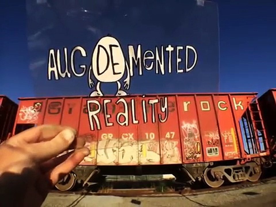 Aug(De)Mented Reality