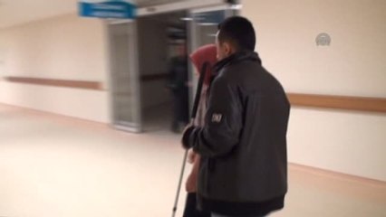 Görme Engelli Çiftin Bebek Sevinci