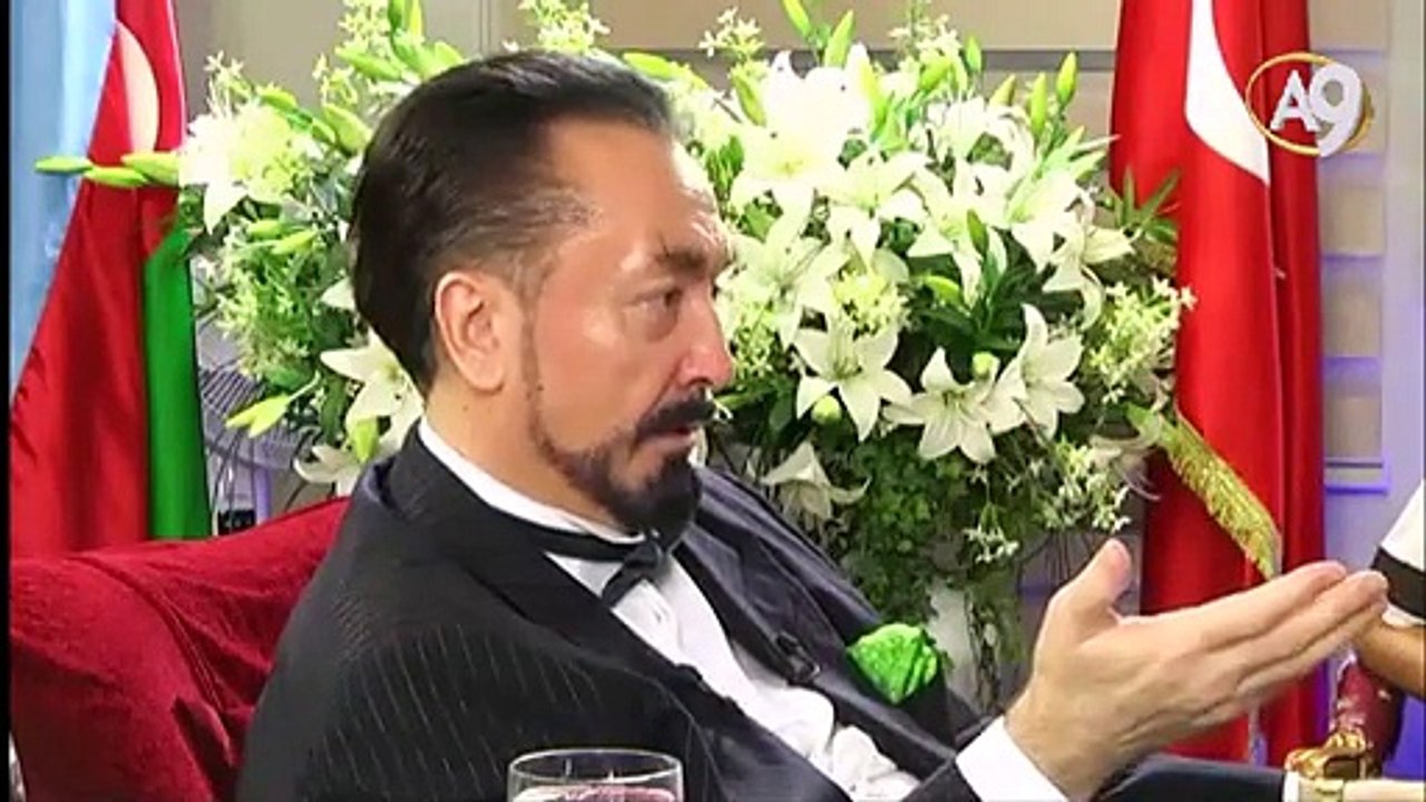 Adnan Oktar: PKK’nın gerçek yüzünü gösterince, Öcalan’ın sözde itibarı yerle bir oldu.