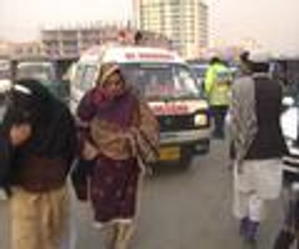 Pakistan'da okula silahlı baskın