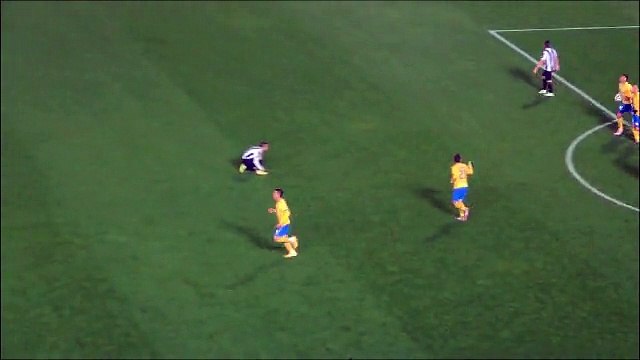 ΑΠΟΕΛ-ΑΕΚ-πανηγύρια γκολ ΑΠΟΕΛ 3-4