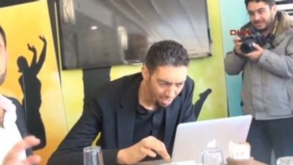 Dünyanın En Uzun Adamı Kızıltepe'de Doğum Gününü Kutladı