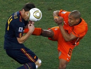 "Je te casse la jambe mais je ne t'ai pas touché !"