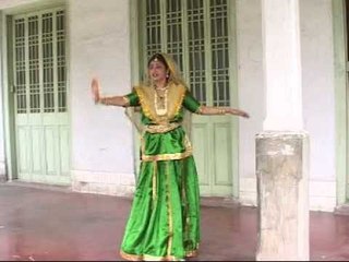 Neel Sagarer Dhew | Badsha Aamir Tarif Kare | Latest Bengali Dance Song