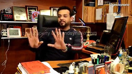 Watch Dr. Aamir Liaquat Hussain Like Never Before in an Exclusive Off-Screen Chat