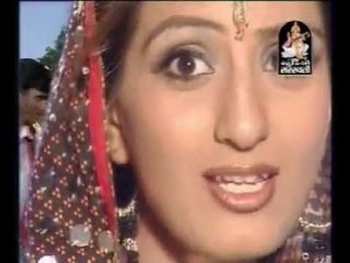 Chundaldi | Mede Mede Moraldi Hede Chadi | Popular Gujarati Lokgeet | Navratri Special