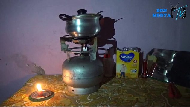 5 KİŞİLİK AİLENİN TEK ODALI VE ELEKTRİKSİZ EVDE YAŞAM MÜCADELESİ