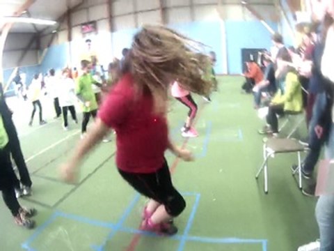 Kid's athle Bannalec saut en croix