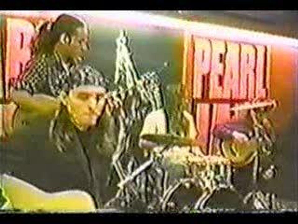 Pearl Jam at Tower Records 1991