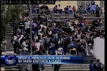 Asiento azul de metrovía solo para mujeres y adultos mayores