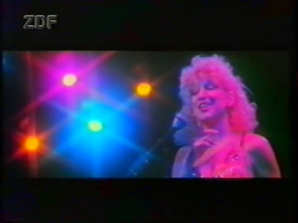 BETTE MIDLER in „Divine Madness“ 1980, #2 (0:13)