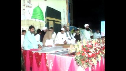 Kyun Kar Na Mare Dil Mein Ho Ulfat Rasool Ki | Beautiful Naat by Owais Qadri