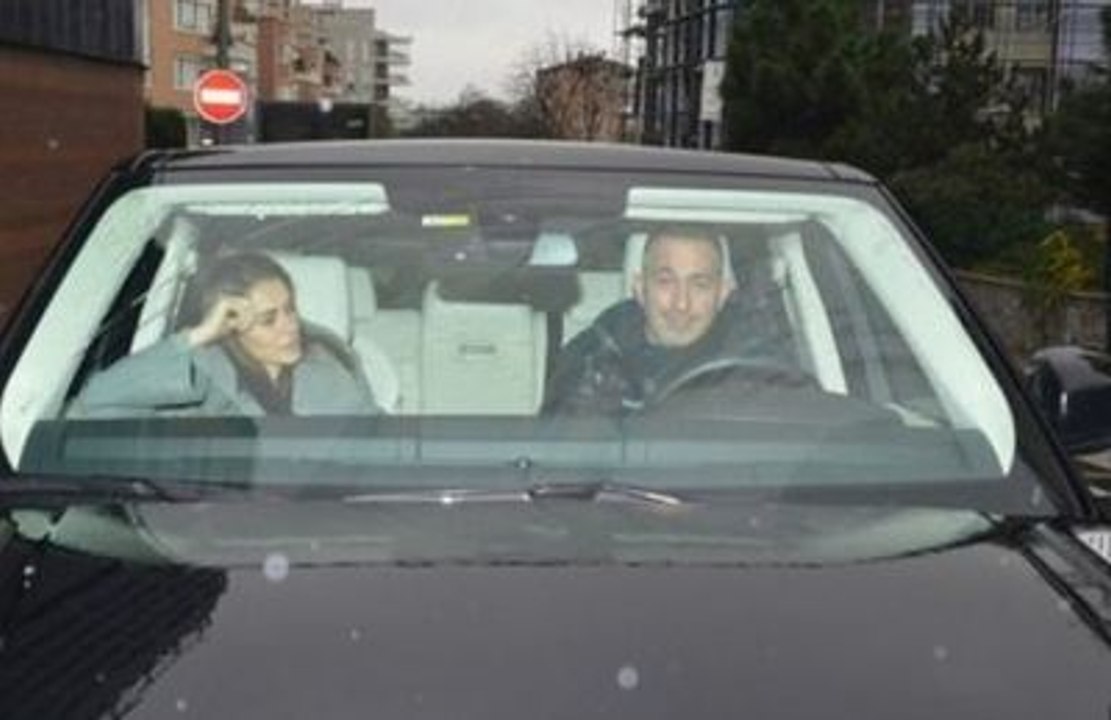 Cem Yılmaz ile Ayşe Hatun Önal İlk Kez El Ele Yakalandı