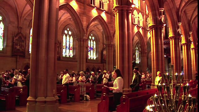 Diferentes religiões se unem para lembrar sequestro em Syndey